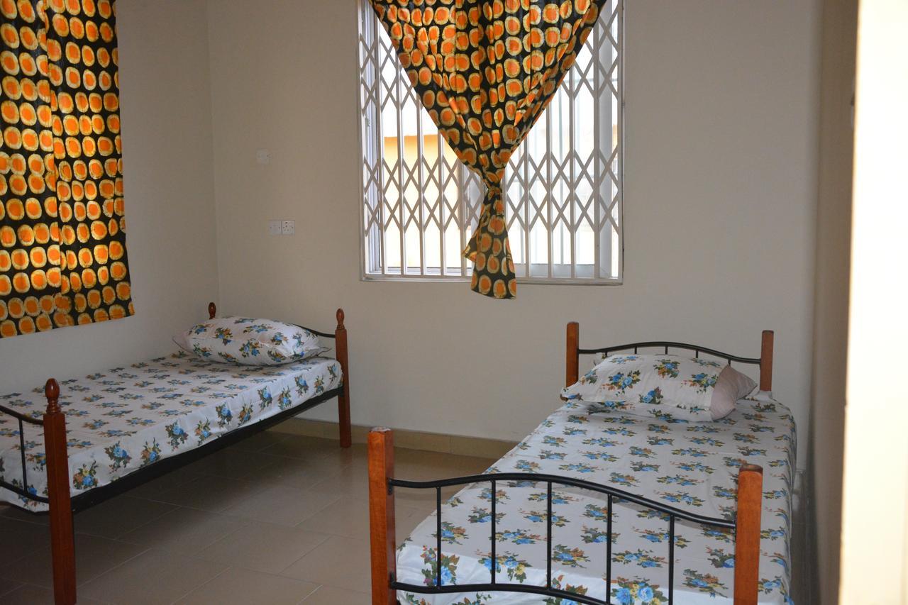 The Accra Backpackers Hostel Dış mekan fotoğraf