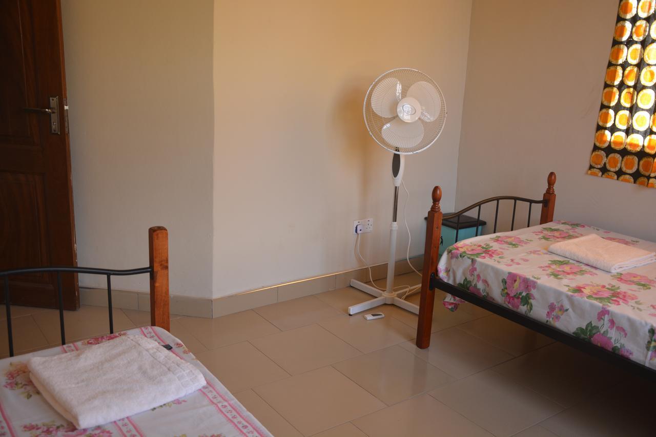 The Accra Backpackers Hostel Dış mekan fotoğraf