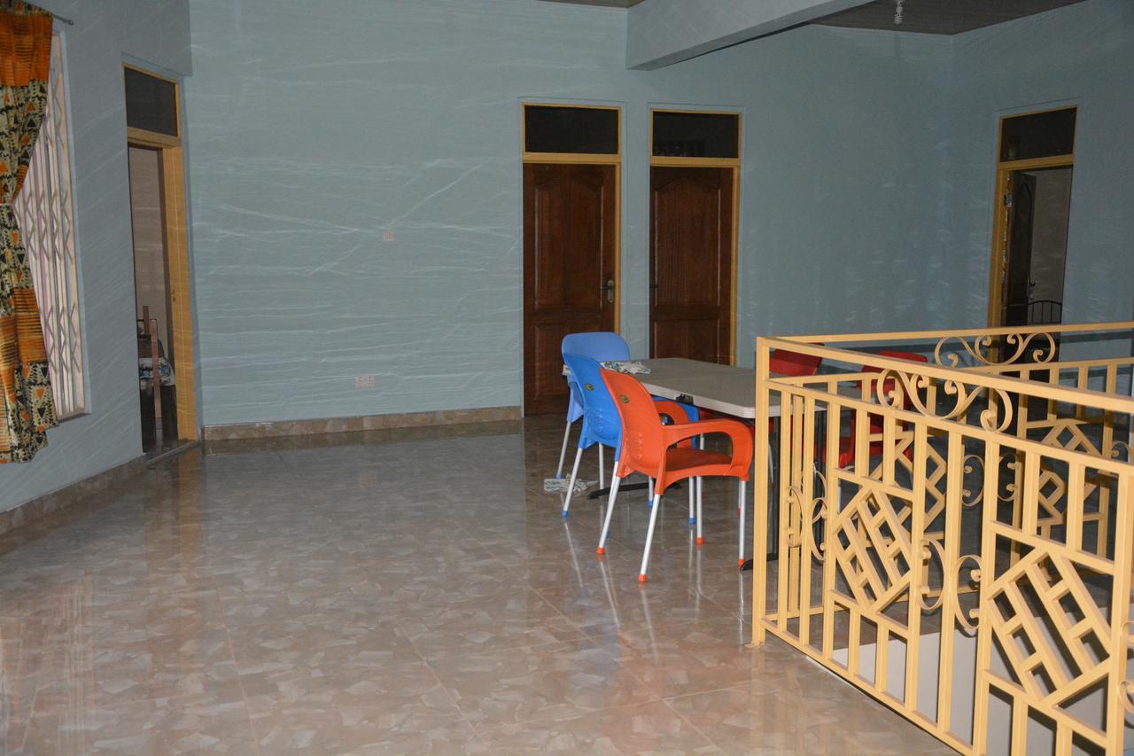 The Accra Backpackers Hostel Dış mekan fotoğraf