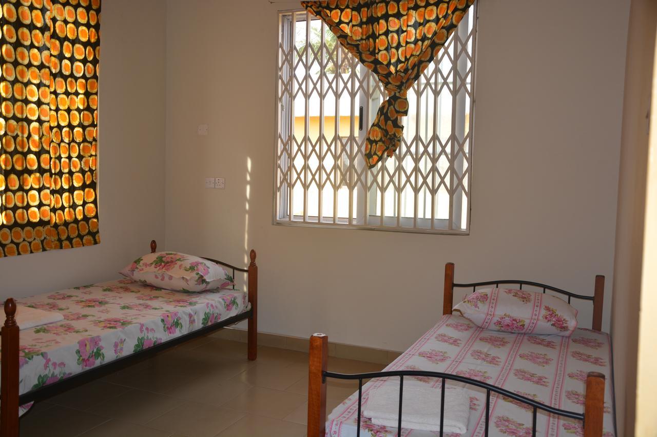 The Accra Backpackers Hostel Dış mekan fotoğraf